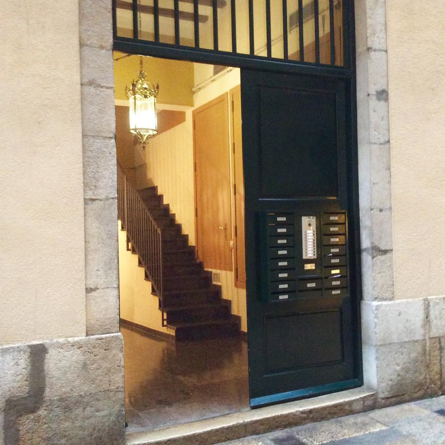APG Mercaders 6 Girona Exterior foto